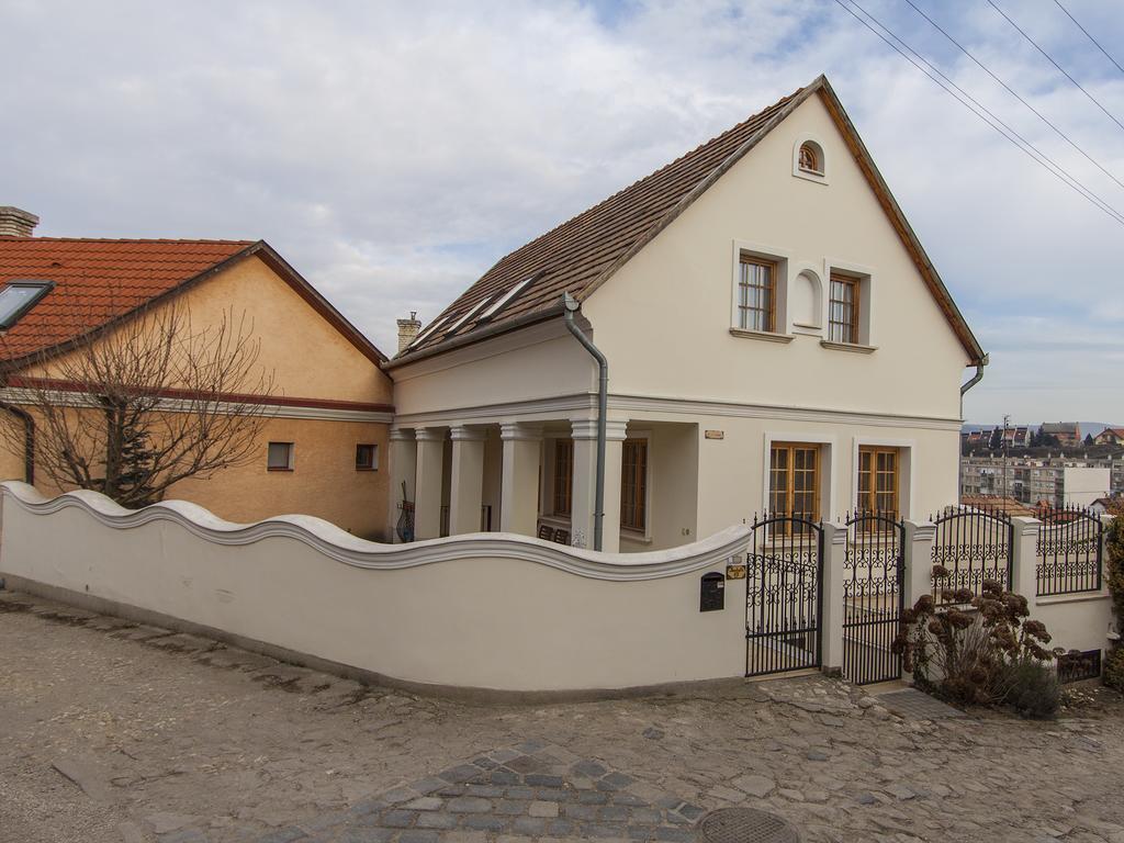 Amadeus Vendeghaz Hotel Esztergom Ngoại thất bức ảnh