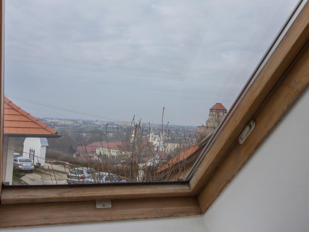 Amadeus Vendeghaz Hotel Esztergom Ngoại thất bức ảnh