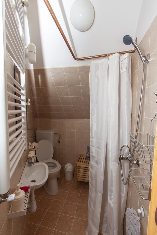 Amadeus Vendeghaz Hotel Esztergom Ngoại thất bức ảnh